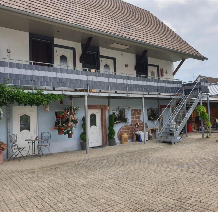 Wohnung 11 - Nur 10 Minuten Zu Fuss In Den Europa-Park Rust Exterior foto